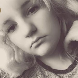 Meet your Posher, Kaytlyn